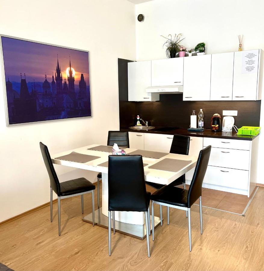 Maria Apartments - Free Parking Prague Extérieur photo